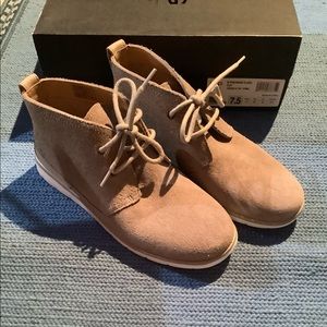 Men’s ugg shoes